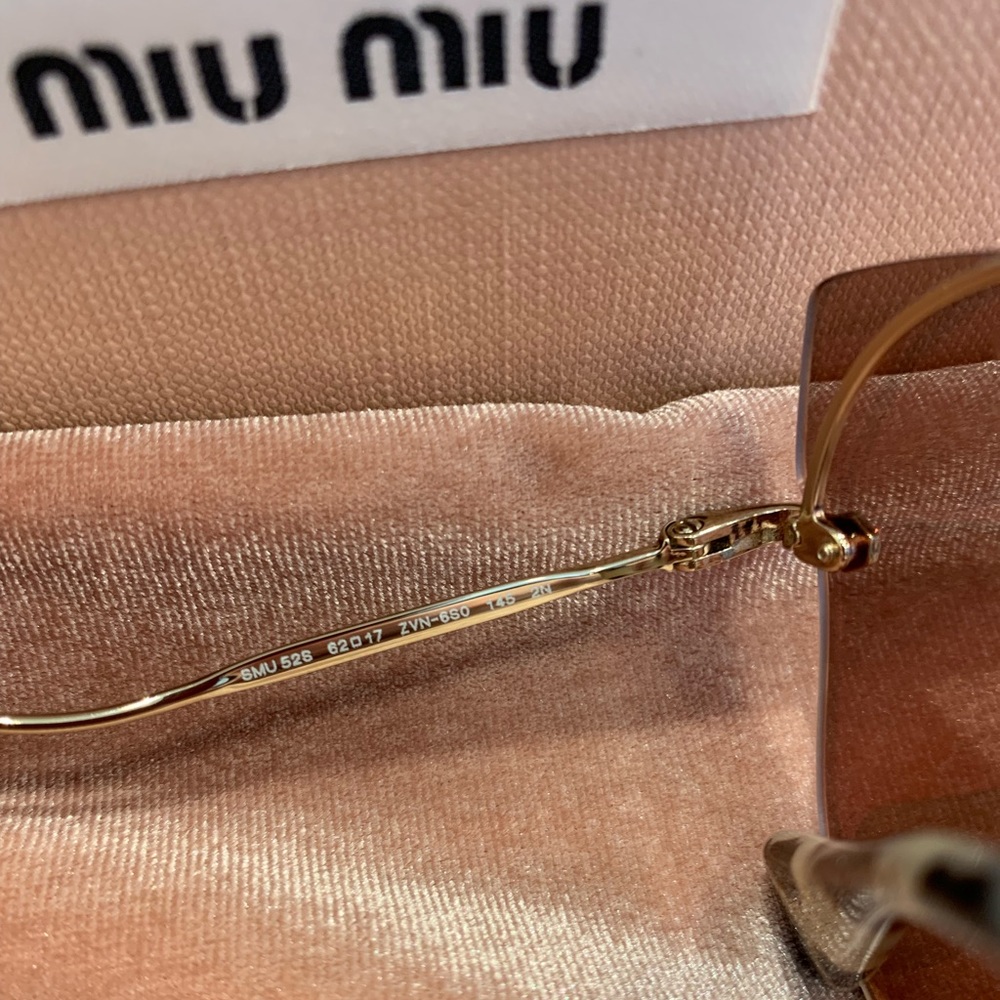 Miu Miu Sunglasses 🕶 - Picture 6 of 7